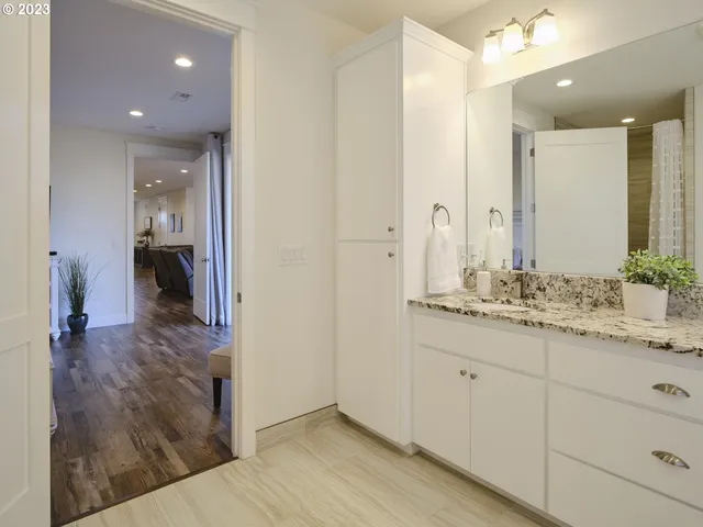 $635,000 | 526 3rd Street, Woodland, WA 98674