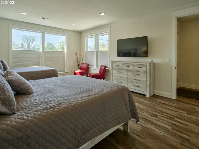 $635,000 | 526 3rd Street, Woodland, WA 98674