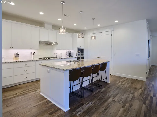 $635,000 | 526 3rd Street, Woodland, WA 98674