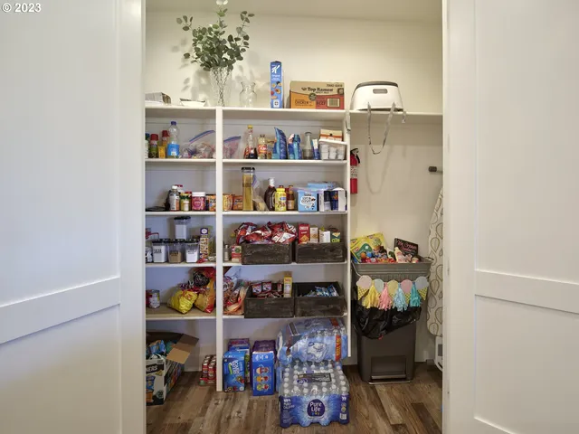 $635,000 | 526 3rd Street, Woodland, WA 98674