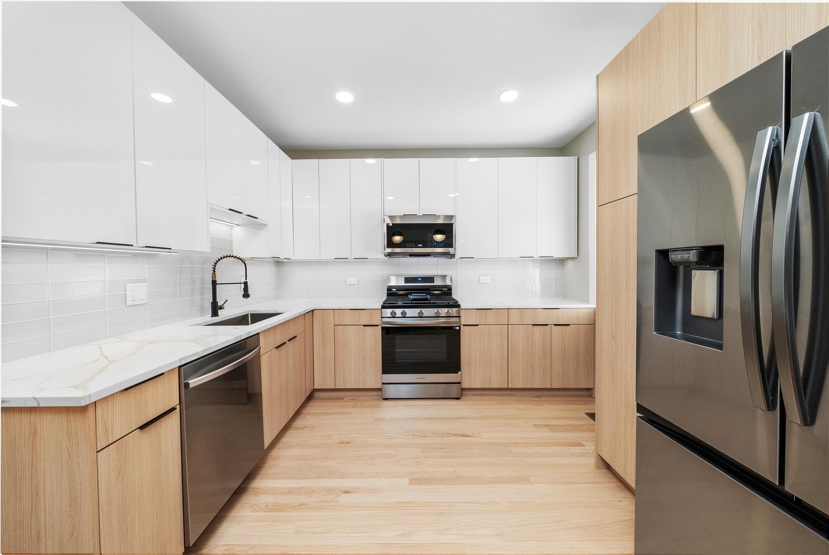 3006 North Sayre Avenue Chicago, IL 60634 - Photo 12 of 51