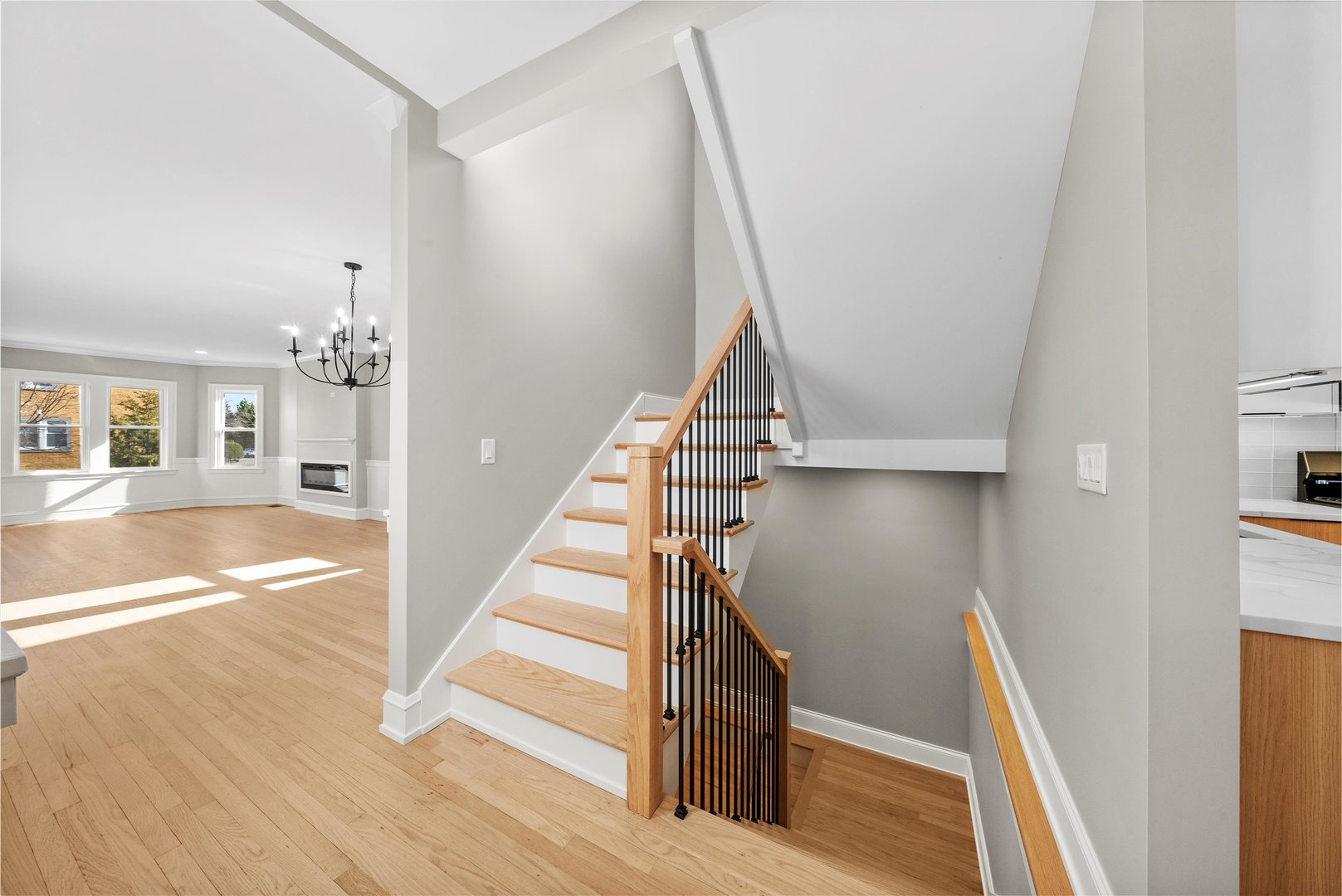 3006 North Sayre Avenue Chicago, IL 60634 - Photo 25 of 51