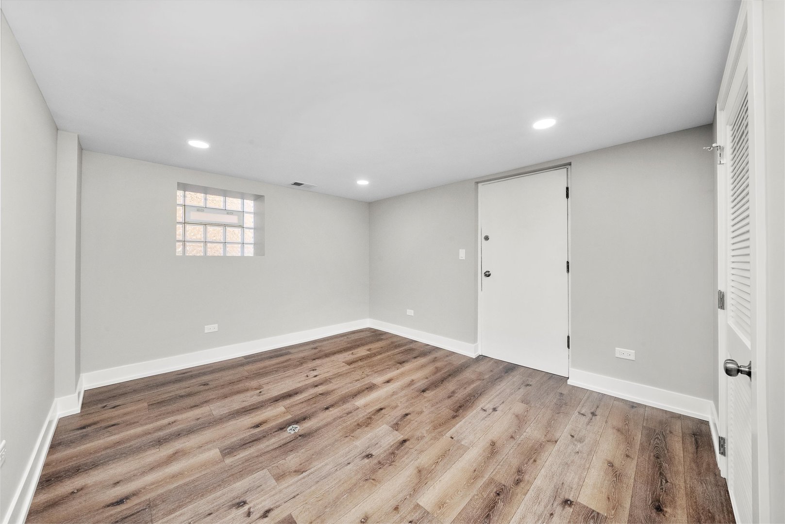 3006 North Sayre Avenue Chicago, IL 60634 - Photo 41 of 51