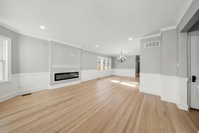 $649,000 | 3006 North Sayre Avenue, Chicago, IL 60634