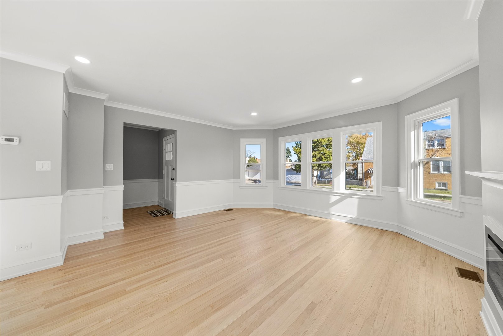 3006 North Sayre Avenue Chicago, IL 60634 - Photo 7 of 51