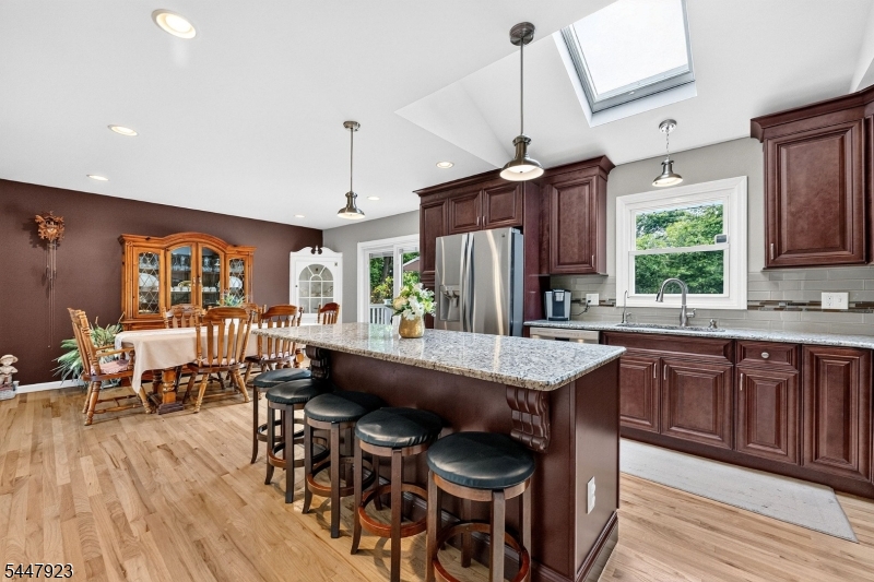 5 Grouse Road Hillsborough, NJ 08844 - Photo 12 of 37 Gallery Image 12