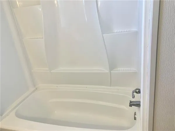 $1,500 | 2337 Plaza Drive, Chalmette, LA 70043