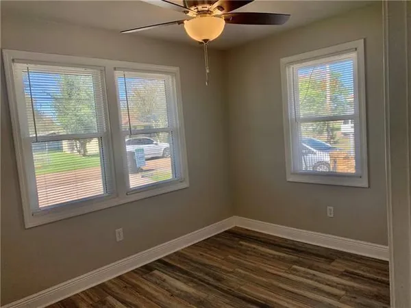 $1,500 | 2337 Plaza Drive, Chalmette, LA 70043