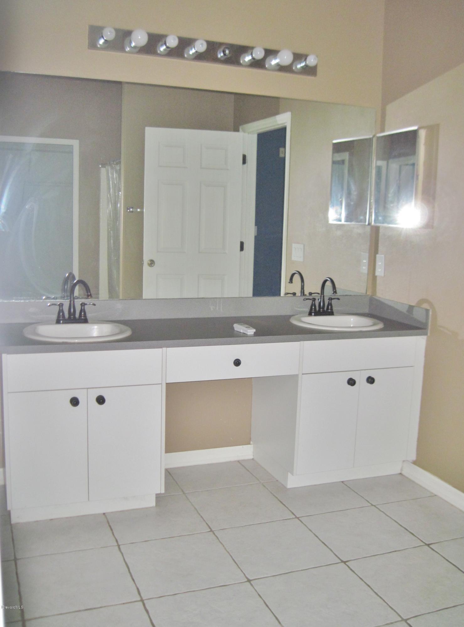 1104 Rabbit Street Southeast Palm Bay, FL 32909 - Photo 13 of 31 Double Vanity