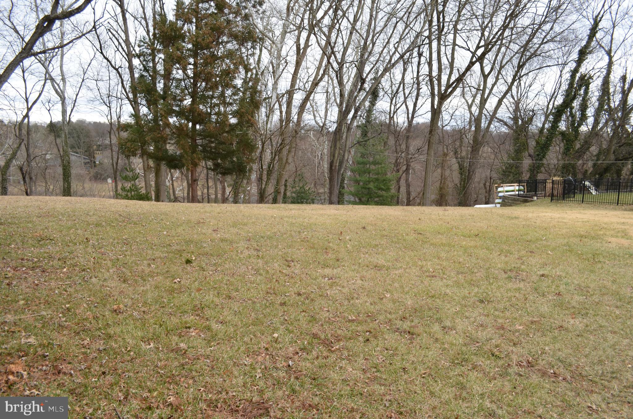 524 Spring House Road Camp Hill, PA 17011 - Photo 41 of 43 Gallery Image 41