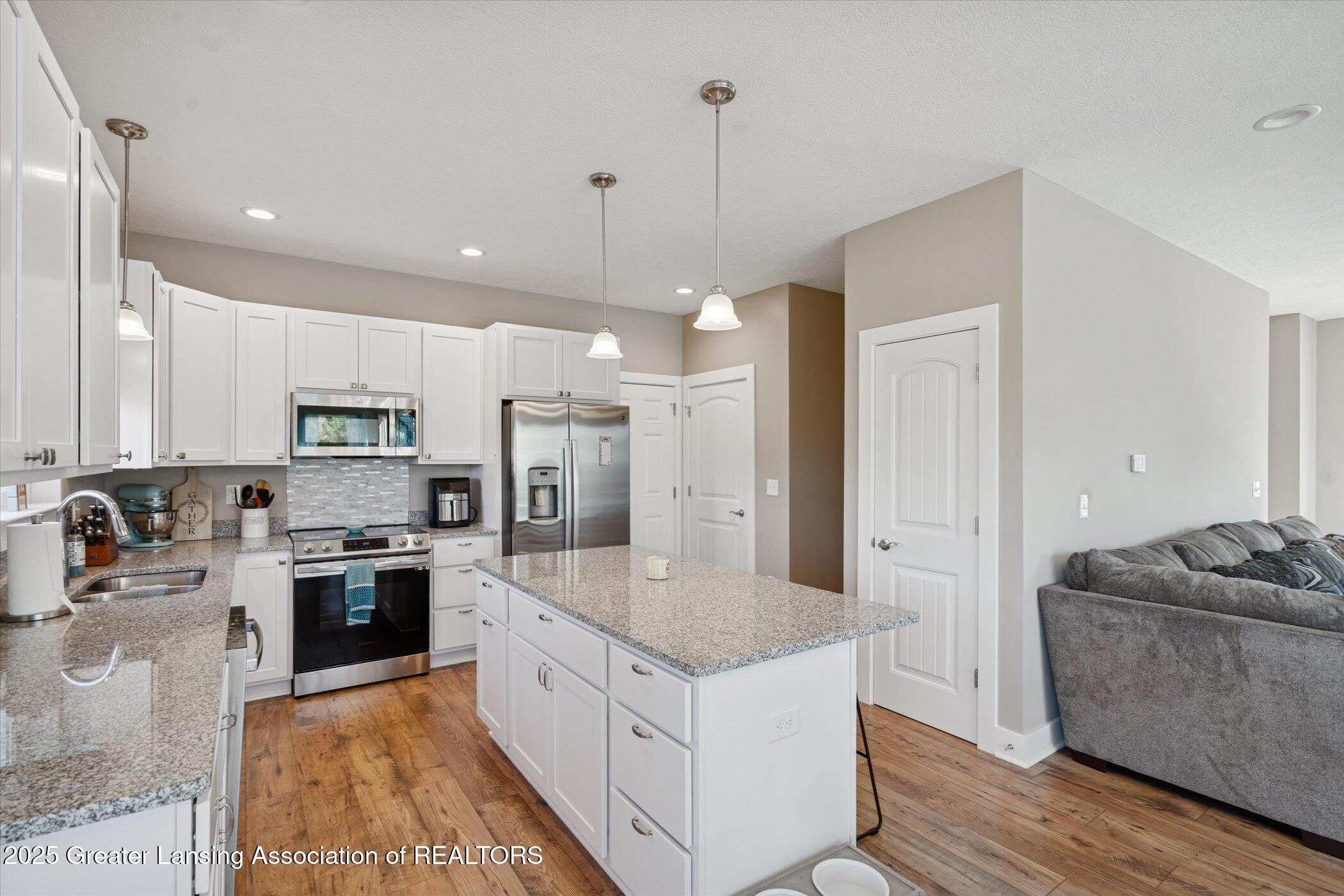 5550 Paxton Road St. Johns, MI 48879 - Photo 4 of 31 15-5550-Paxton-Rd-St-Johns-MI-48879-Wind