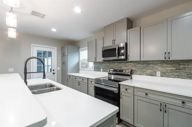 $340,000 | 282 Southwest Kimberly Lane, Lake City, FL 32024