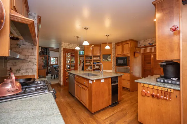 $980,000 | 4205 Falcon Lane, Camino, CA 95709