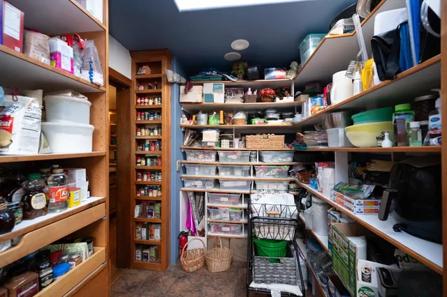 $980,000 | 4205 Falcon Lane, Camino, CA 95709