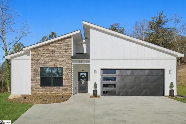 $388,000 | 221 Lenhardt Road, Easley, SC 29640