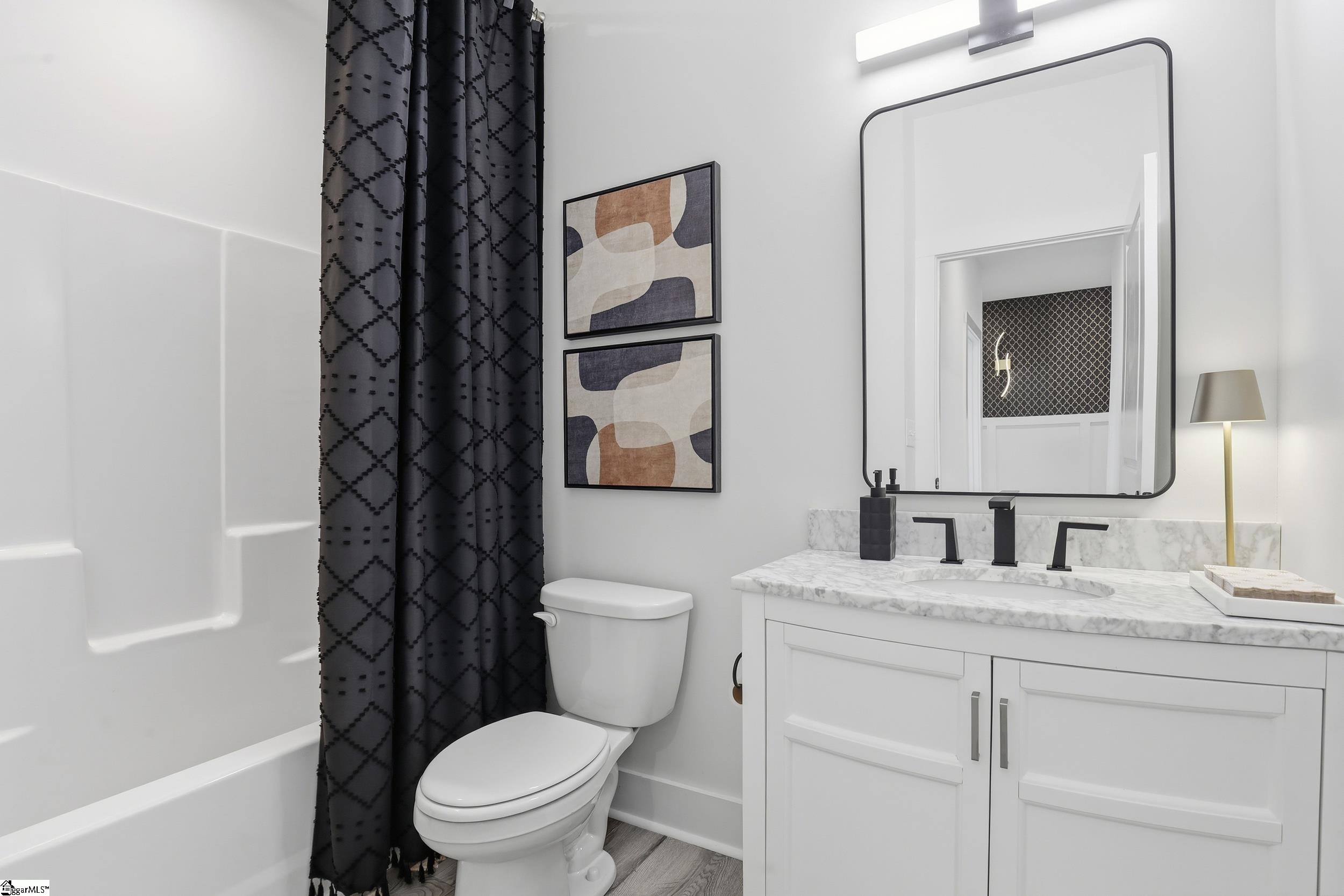 221 Lenhardt Road Easley, SC 29640 - Photo 13 of 28