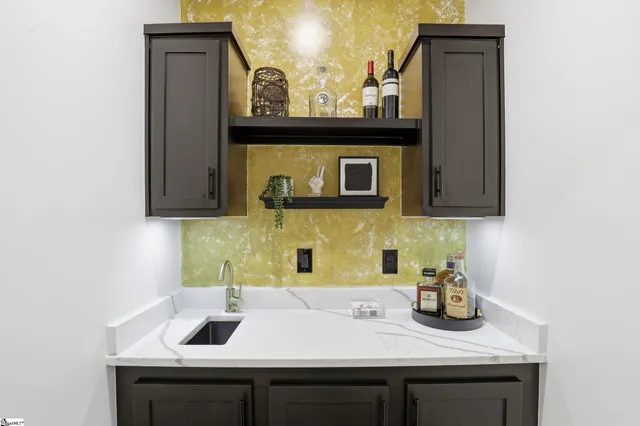 $389,900 | 221 Lenhardt Road, Easley, SC 29640