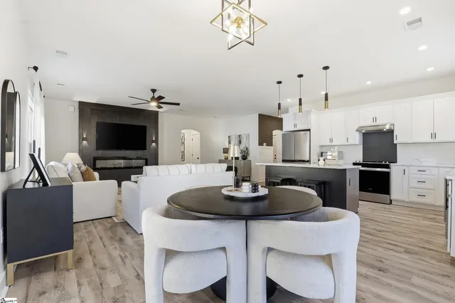 $389,900 | 221 Lenhardt Road, Easley, SC 29640