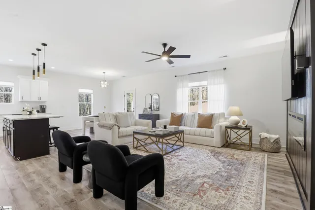 $389,900 | 221 Lenhardt Road, Easley, SC 29640