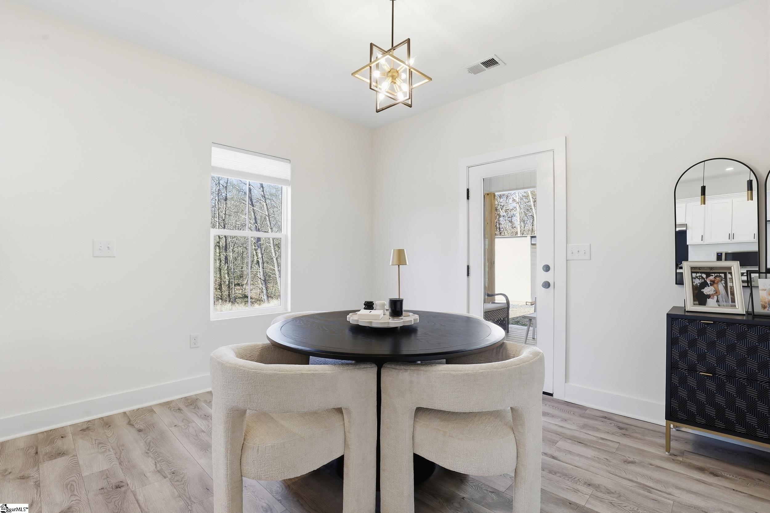 221 Lenhardt Road Easley, SC 29640 - Photo 8 of 28