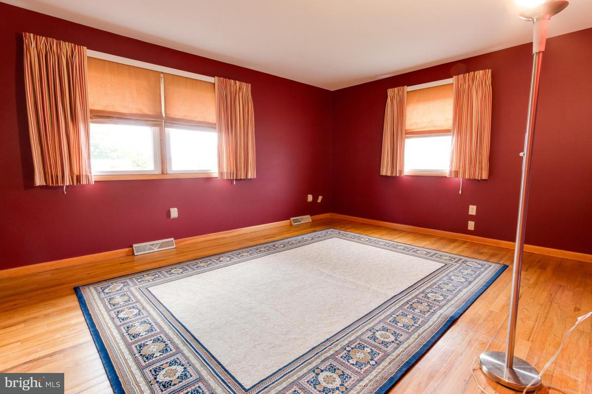 333 North Penryn Road Manheim, PA 17545 - Photo 17 of 28 Gallery Image 17