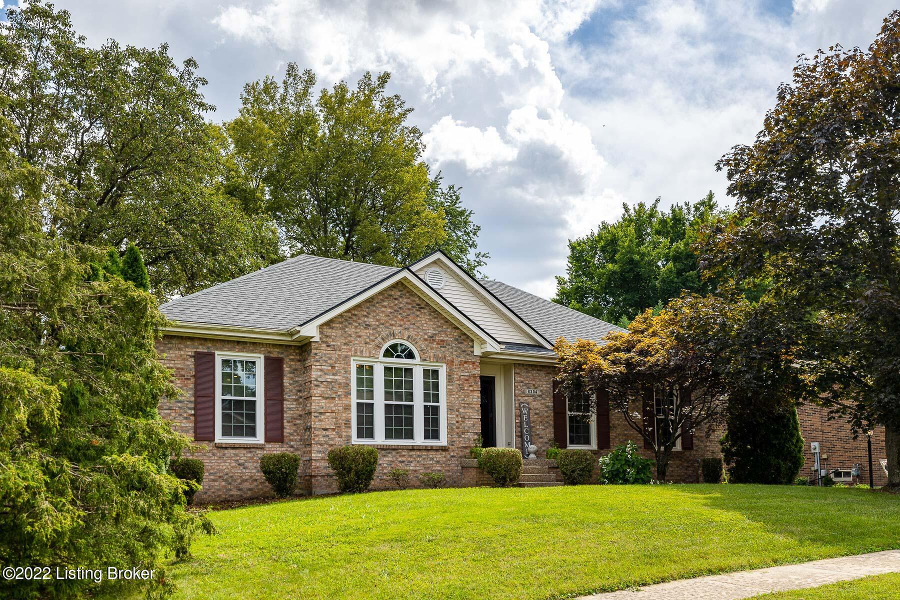8304 Lacevine Road Louisville, KY 40220 - Photo 2 of 38 Welcome Home!