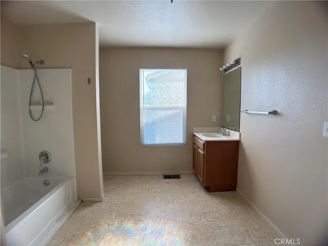 $360,000 | 3742 Morningside Avenue, Merced, CA 95348