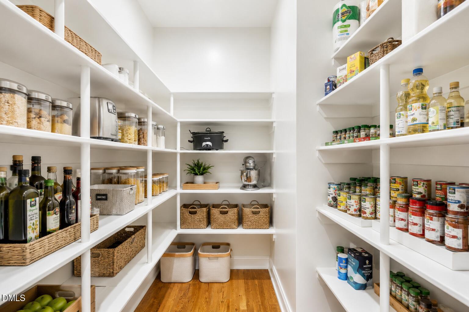 136 Post Oak Road Chapel Hill, NC 27516 - Photo 14 of 76 Walk-In Pantry