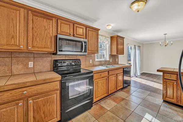 $364,900 | 1840 Bluewater Drive, Moneta, VA 24121