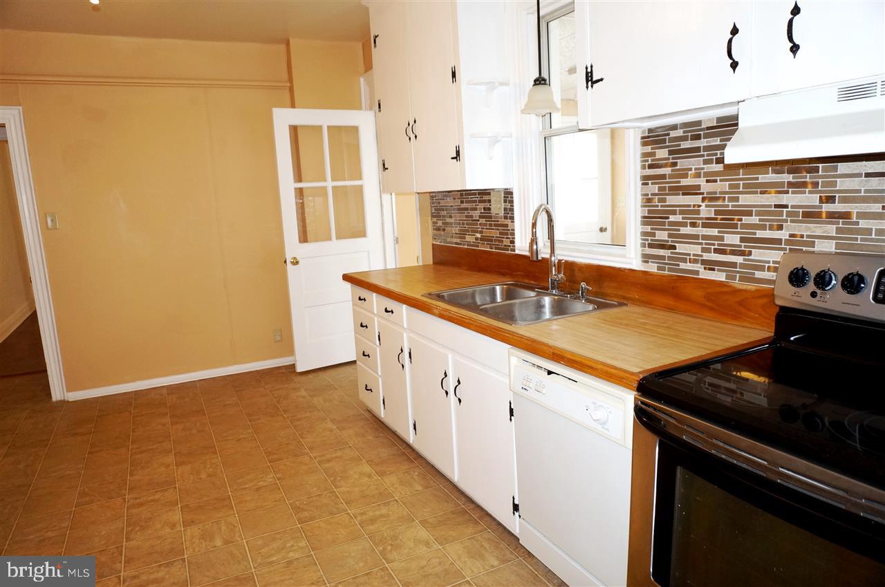 604 East Middle Street Hanover, PA 17331 - Photo 11 of 28 Gallery Image 11