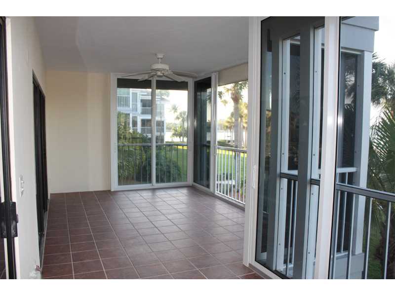 1901 Bay Road, Unit 203 Vero Beach, FL 32963 - Photo 14 of 22 a view interior of the house