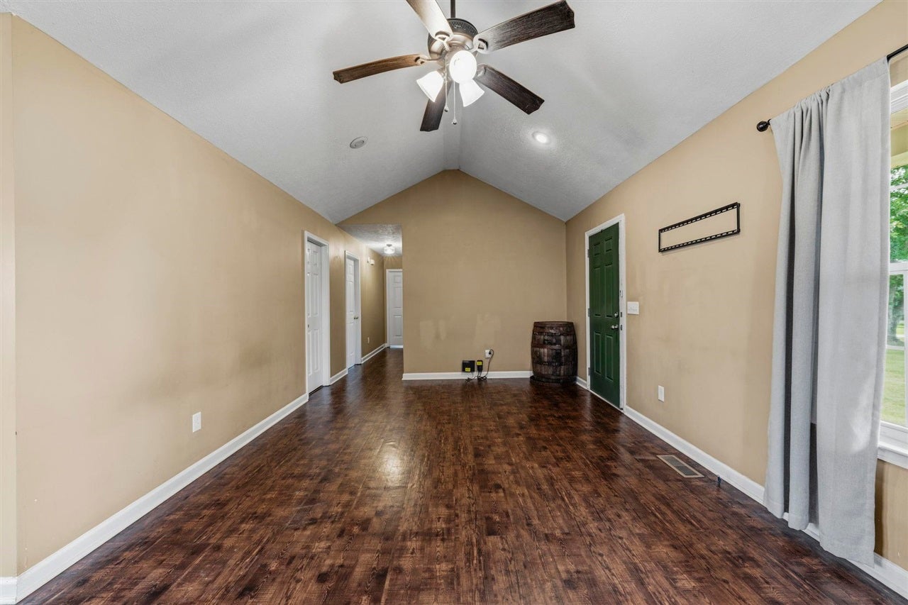 356 Blunt Ford Road Adolphus, KY 42120 - Photo 3 of 38 Gallery Image 3