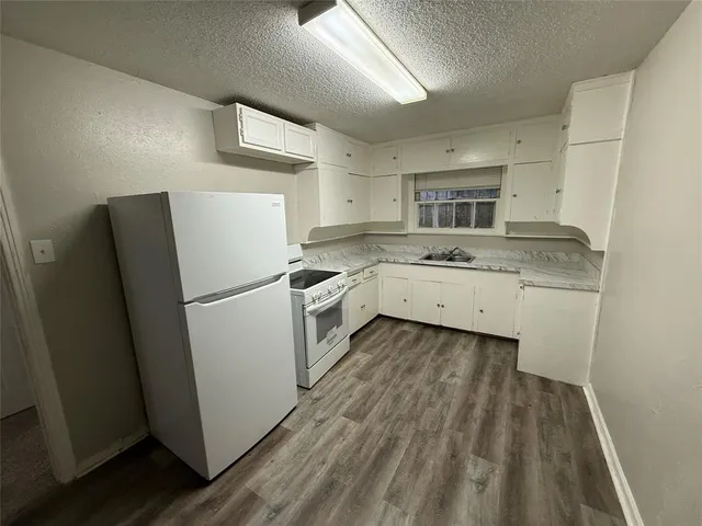 $1,650 | 1018 East Waco Avenue, Dallas, TX 75216