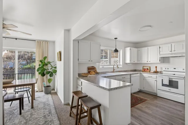 $379,000 | 2 Chickadee Circle, Unit 2, Brunswick, ME 04011