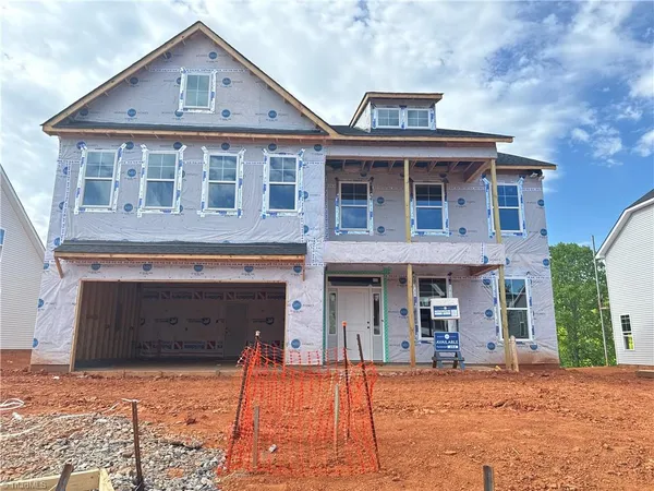$644,573 | 4592 Hanes Lk Drive, Winston-Salem, NC 27106