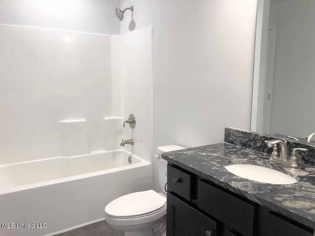 6257 Roxanne Way Biloxi, MS 39532 - Photo 12 of 21 lot 32 One of three full bathrooms