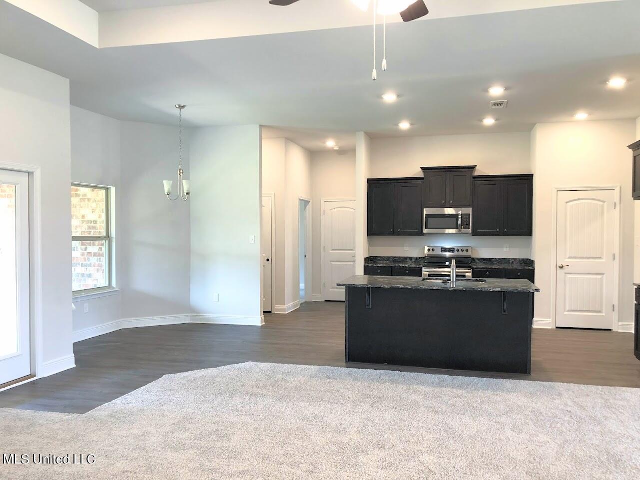6257 Roxanne Way Biloxi, MS 39532 - Photo 5 of 21 lot 32 kitchen and breakfast nook 2