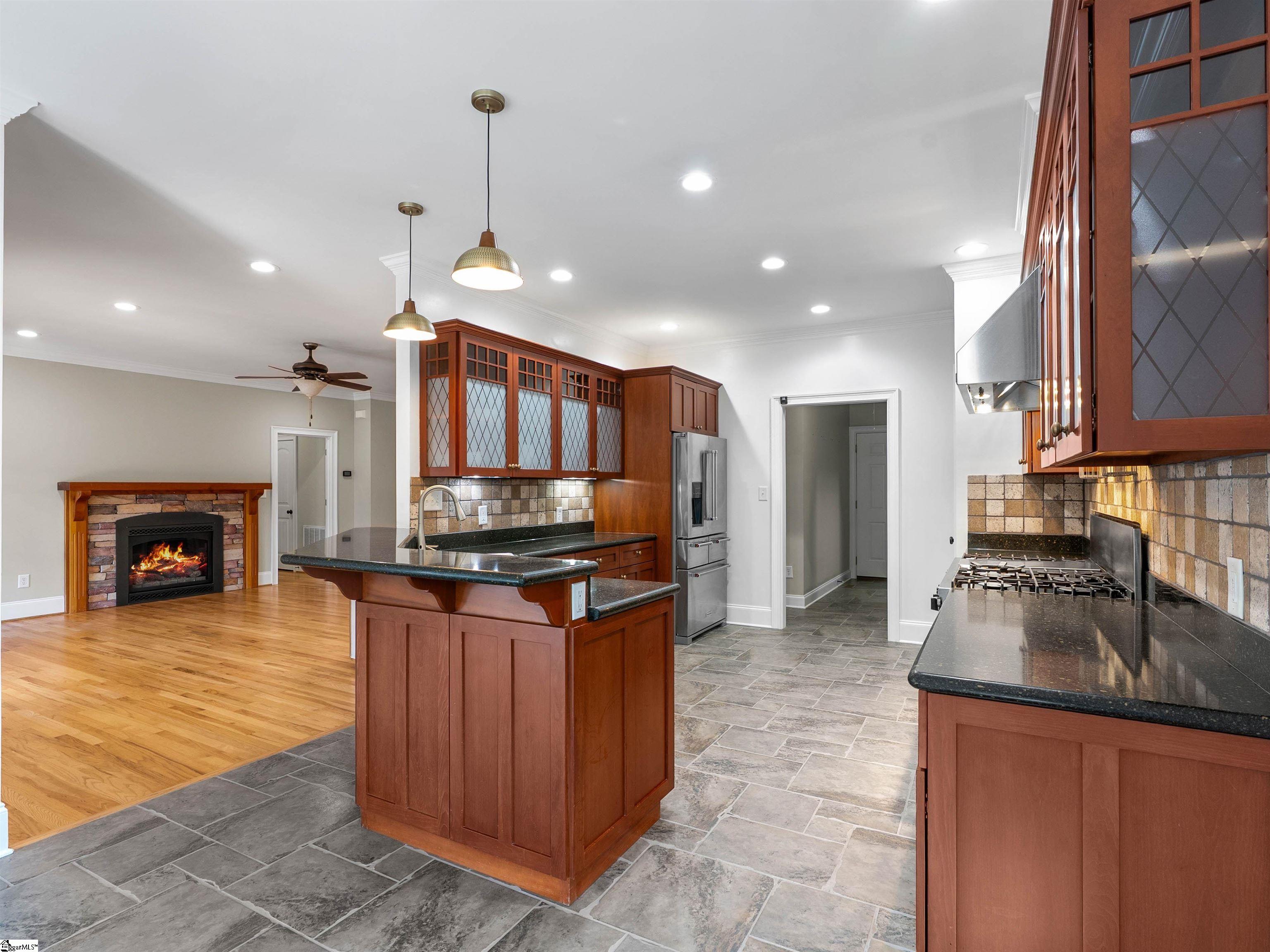 255 Cane Creek Way Campobello, SC 29322 - Photo 9 of 50