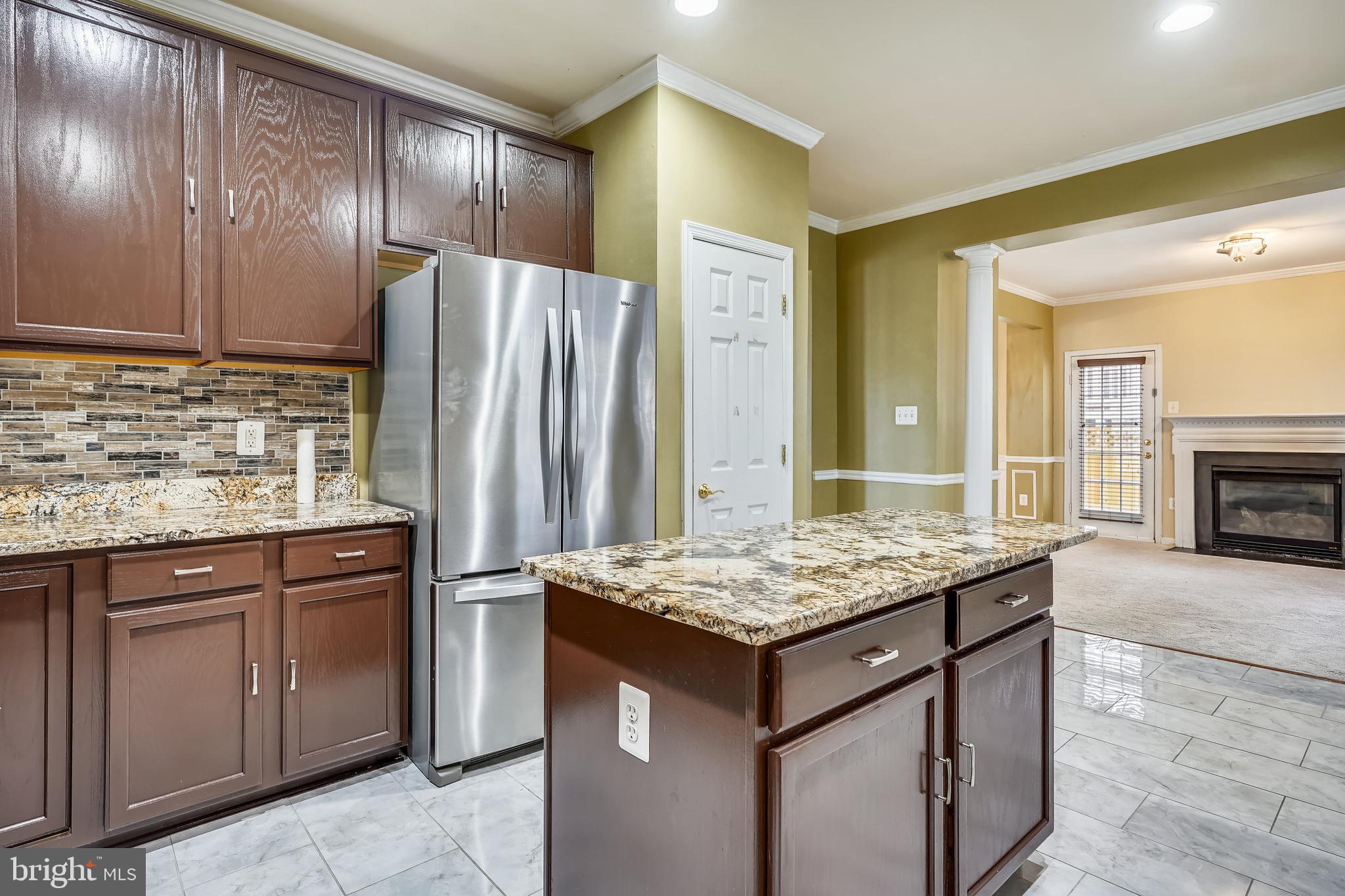 8287 Laurel Heights Loop Lorton, VA 22079 - Photo 14 of 50