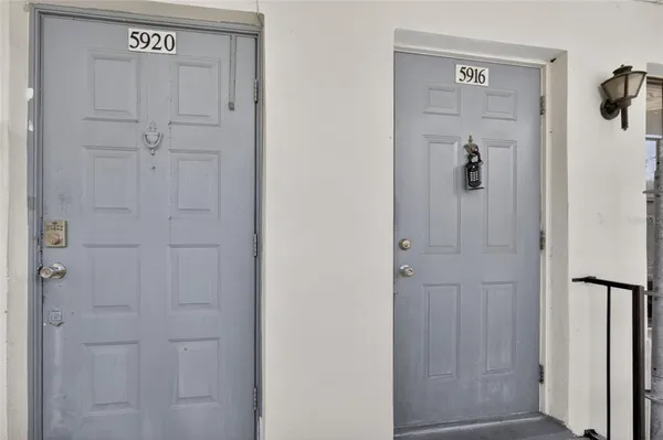 $119,900 | 5916 Village Circle North, Unit 5916, Orlando, FL 32822