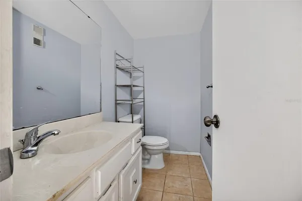$119,900 | 5916 Village Circle North, Unit 5916, Orlando, FL 32822