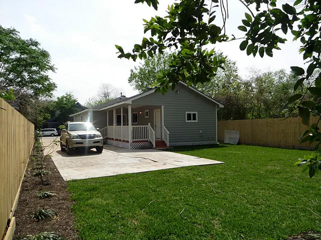 $1,850 | 1511 Egypt Street, Houston, TX 77009