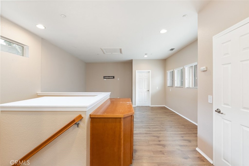 6228 Manzanita Way Riverside, CA 92504 - Photo 18 of 42 a view of livingroom with wooden floor