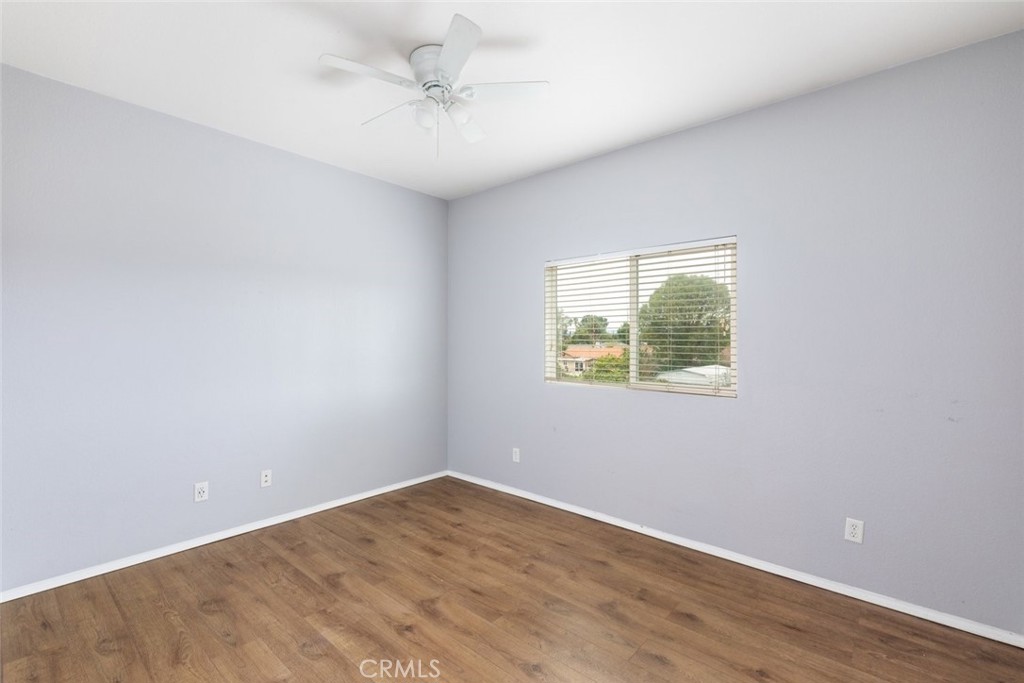 6228 Manzanita Way Riverside, CA 92504 - Photo 24 of 42 an empty room with a window