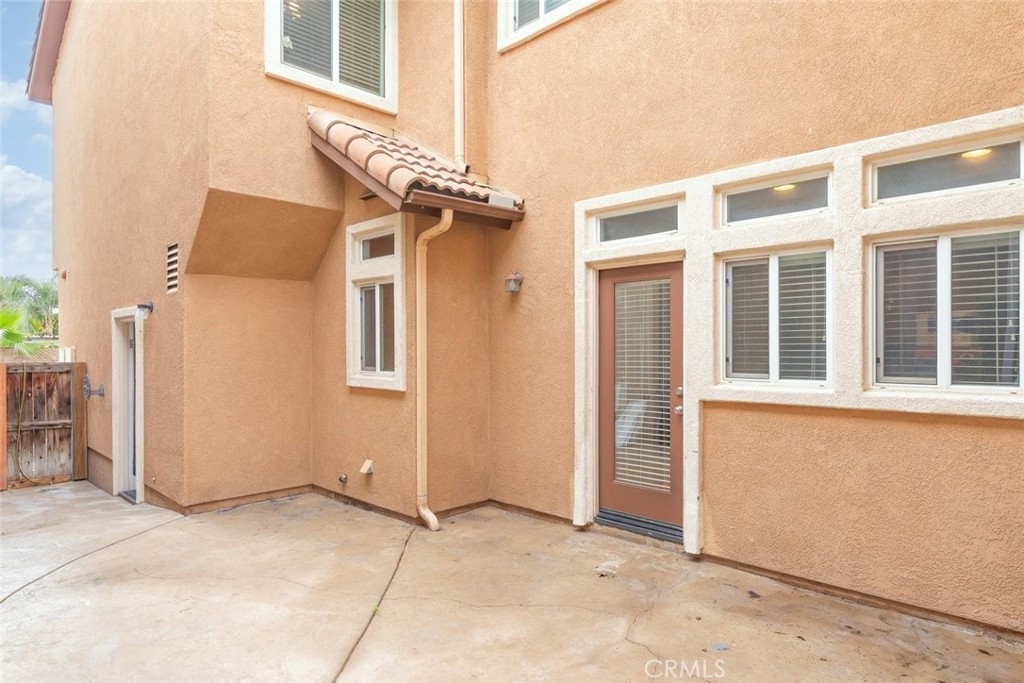 6228 Manzanita Way Riverside, CA 92504 - Photo 30 of 42 a view of a house with a outdoor space