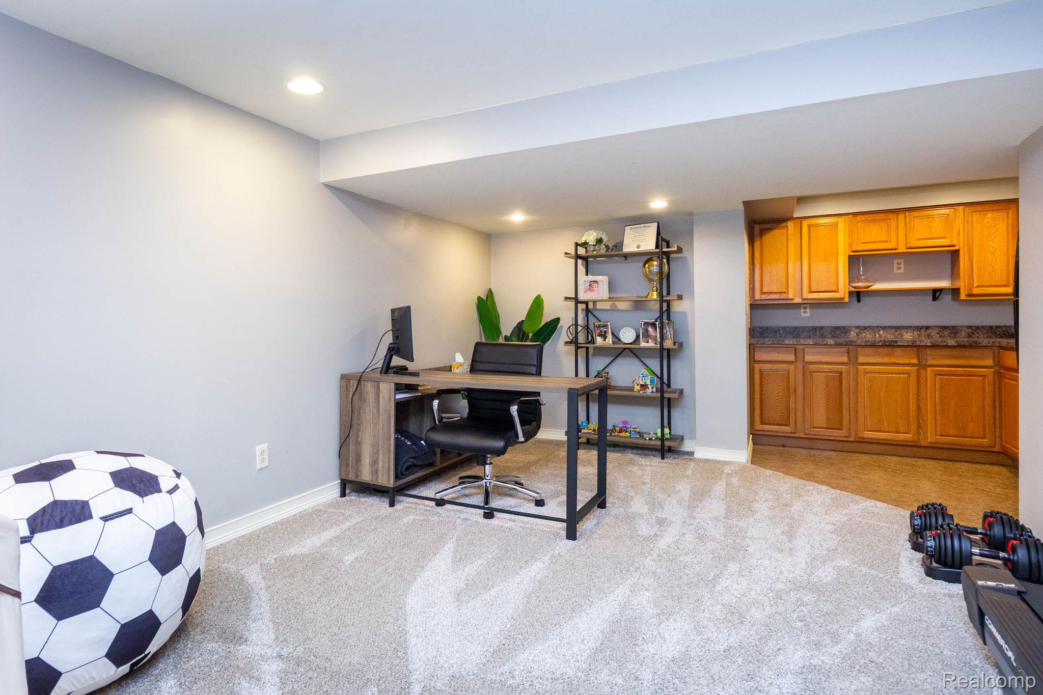 21508 Hall Road Trenton, MI 48183 - Photo 36 of 43 RECESSED LIGHTS, NEUTRAL WALLS AND NEUTRAL CARPET!