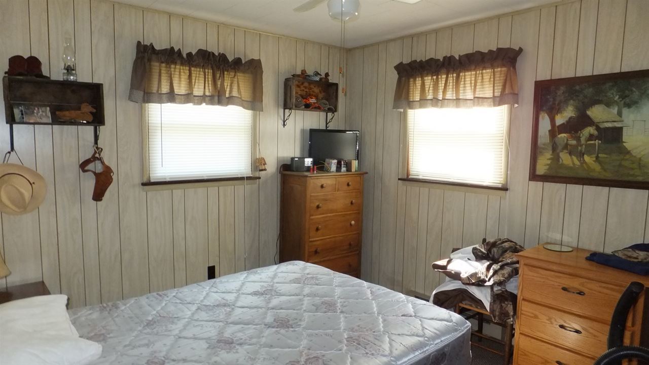 14661 Springdale Road Thompsonville, MI 49683 - Photo 12 of 19 1799254-11.JPG