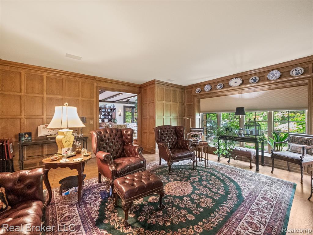 1299 Orchard Ridge Road Bloomfield Hills, MI 48304 - Photo 9 of 54 Gallery Image 9