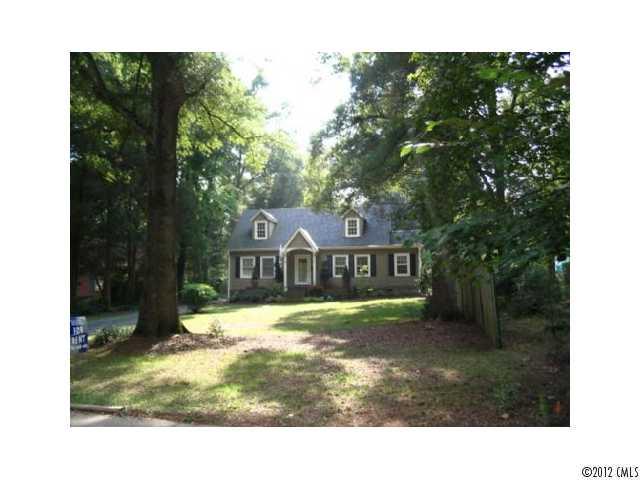 3208 Willow Oak Road Charlotte, NC 28209 - Photo 1 of 8 a view of house in the background