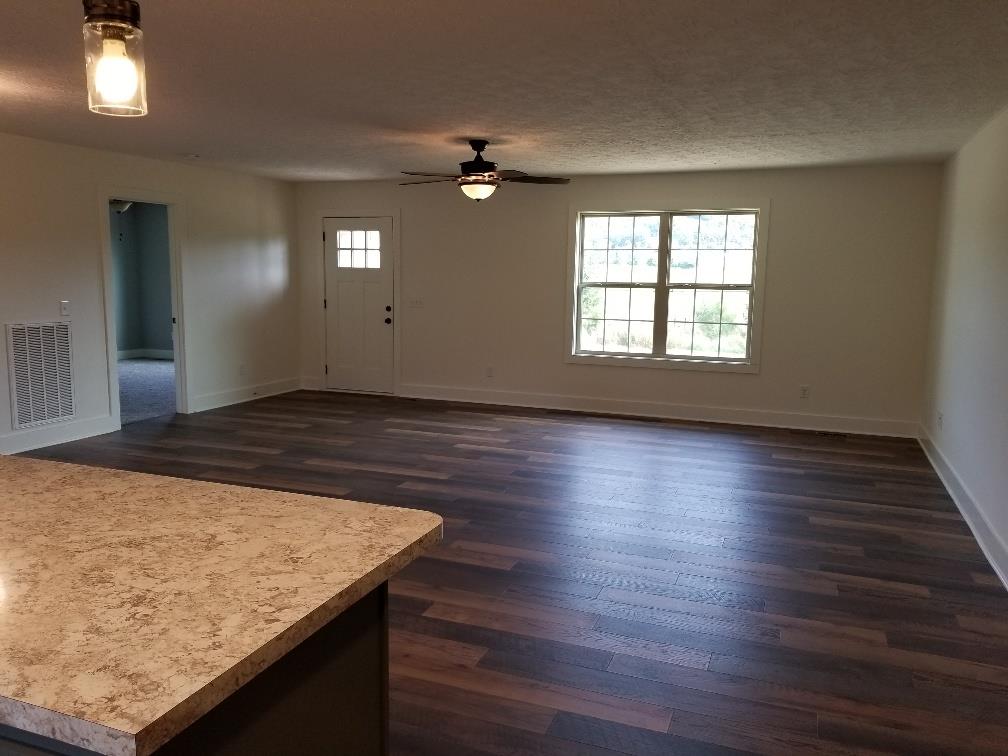 2425 Browning Branch Road Bethpage, TN 37022 - Photo 6 of 13 Gallery Image 6